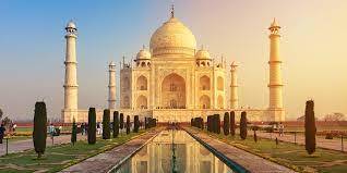 <span style="font-weight: bold;">INDIA - Un mundo mágico</span>